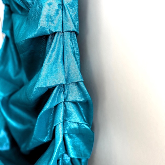 ***SOLD***SOLD***LE CHÂTEAU Néon Blue One Shoulder Cocktail Dress M - Picture 2 of 8